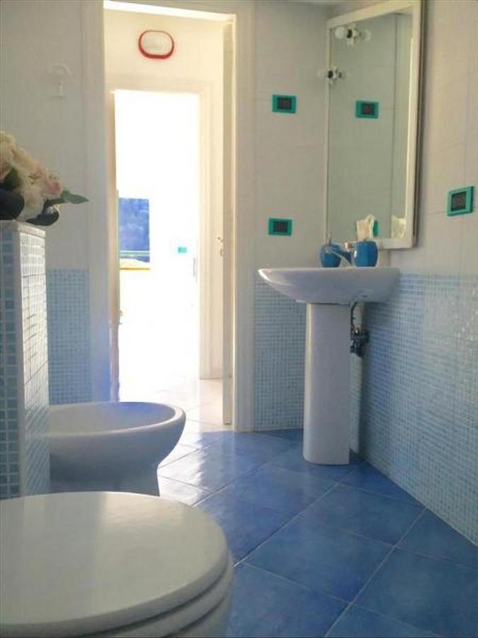 Apartamento Relais Del Mare Con Terrazza Fronte Mare Free Parking Massa Lubrense Exterior foto